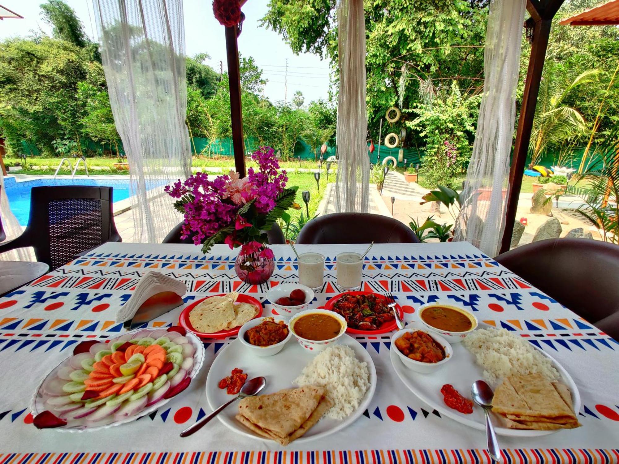 Crystal Springs Villa - A Picture-Perfect Retreat W Pool, Hammock, Gazebo Karjat Eksteriør bilde